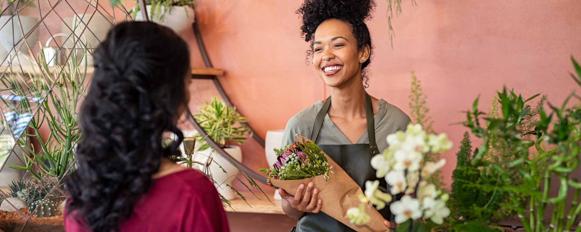 florist with customer